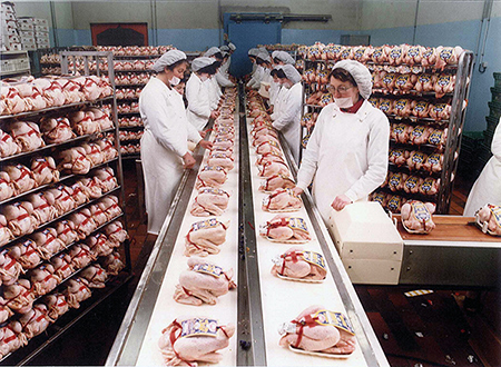 Whole Loué fowl and the first poultry cuts.