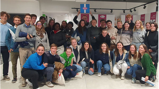 Photo de groupe des étudiants d'UniLaSalle